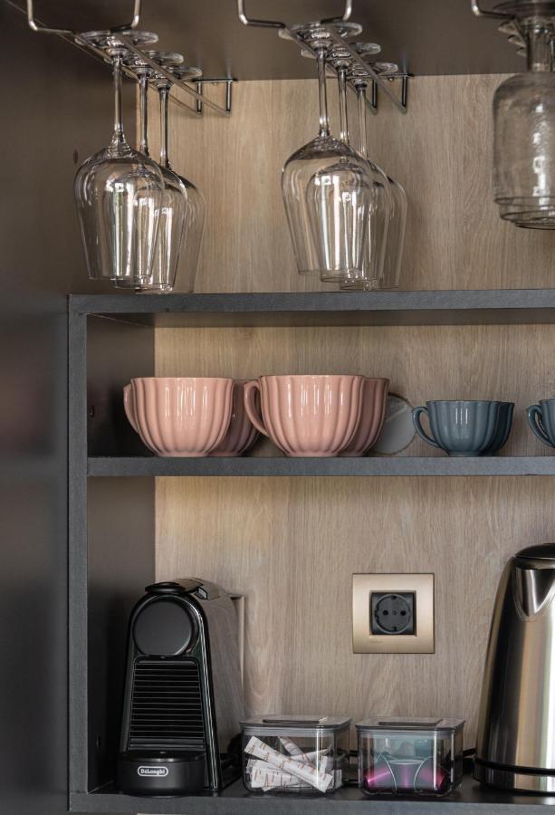 The Koi Apartment, Thessaloniki #Feelslikehome Buitenkant foto